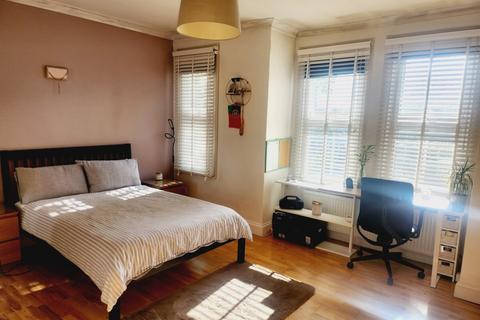 undefined, Manor Road, Ealing