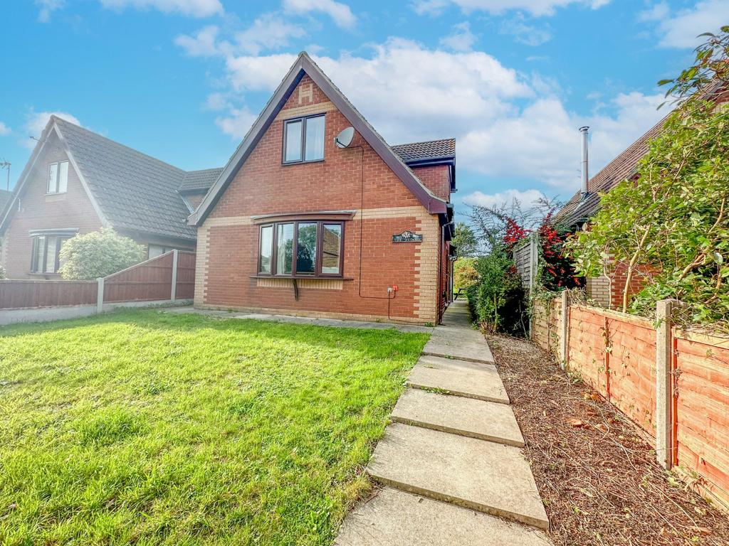 The Close, Goxhill, BarrowUponHumber, North Lincolnshire, DN19 2 bed