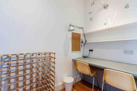 undefined, 1946L Albert Place, Edinburgh, EH7 5HN