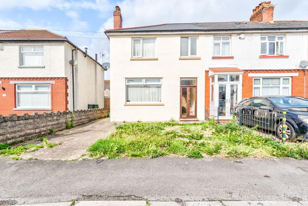 Linden Grove, Rumney, Cardiff. CF3 3 bed semidetached house for sale