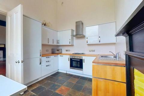 undefined, Lynedoch Street, Glasgow, G3
