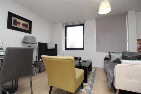 1 bedroom apartment to rent, High Road, Finchley, N12