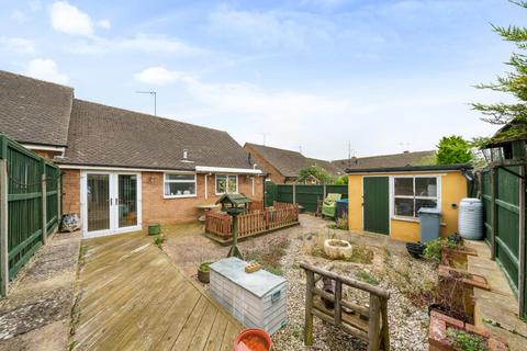 2 bedroom semi-detached bungalow for sale, Chadlington,  Oxfordshire,  OX7