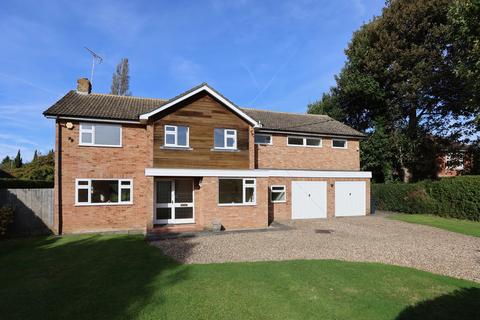 undefined, Broomfield Hill, Great Missenden, HP16