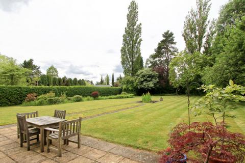 undefined, Broomfield Hill, Great Missenden, HP16
