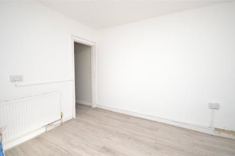 138 Cross Flatts Grove, Beeston, Leeds, LS11 7BW