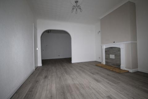 3 bedroom terraced house to rent, Essex St, Hull, HU4