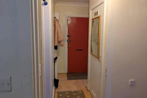 2 bedroom flat for sale, 150 Norwood Road, UB2 4JS