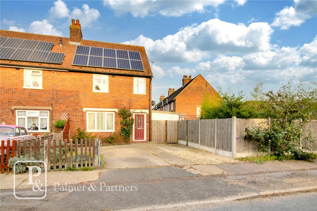 Collingwood Road, Lexden, Colchester... 3 bed end of terrace house £