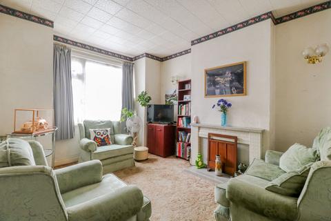 17 Salisbury Road, Enfield, EN3 6HG