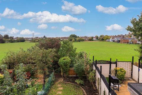 17 Salisbury Road, Enfield, EN3 6HG