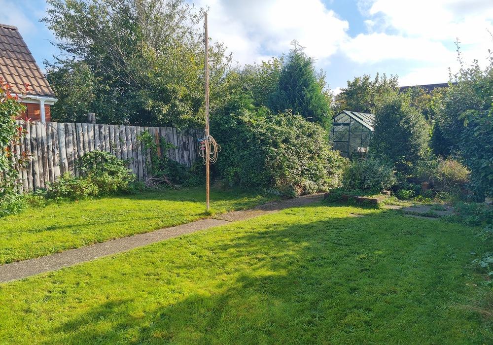 Testwood Lane, Totton SO40 3 bed detached bungalow for sale £400,000