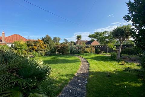 3 bedroom detached bungalow for sale, Bishops Road, Cleeve