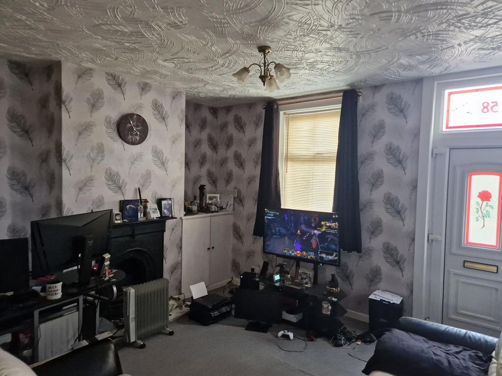 Ridgill Avenue, Skellow, Doncaster 2 bed terraced house for sale £100,000