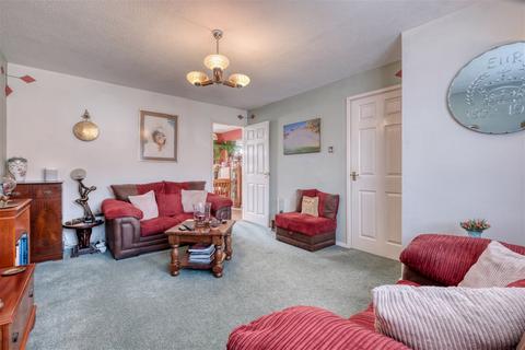 31 Foxcote Close, Redditch, B98 0PR