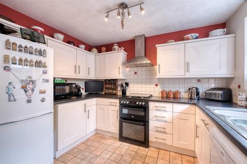 31 Foxcote Close, Redditch, B98 0PR