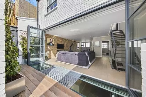 3 bedroom terraced house to rent – pohled 2