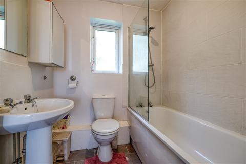 46 Cartwright Avenue, Worcester, WR4 0NZ
