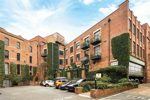 undefined, Limehouse Cut, 46 Morris Road, London, E14
