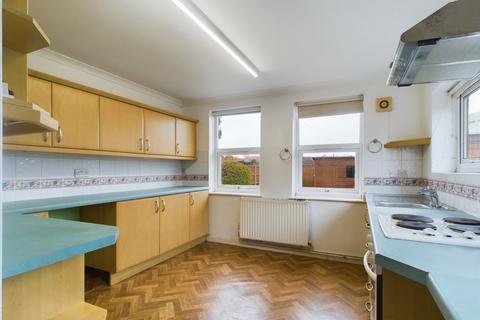 31 Fern Road, Worcester, WR2 6HJ