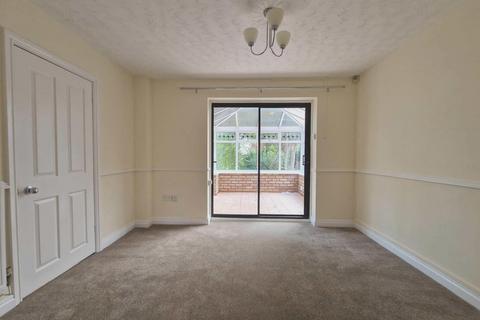 4 bedroom detached house to rent, Bank Top, Rugeley, Staffordshire, WS15 2GD