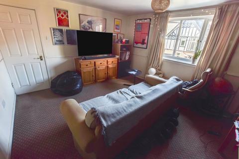 2 bedroom flat to rent, 216-218 Eccles Old Road, Salford, M6