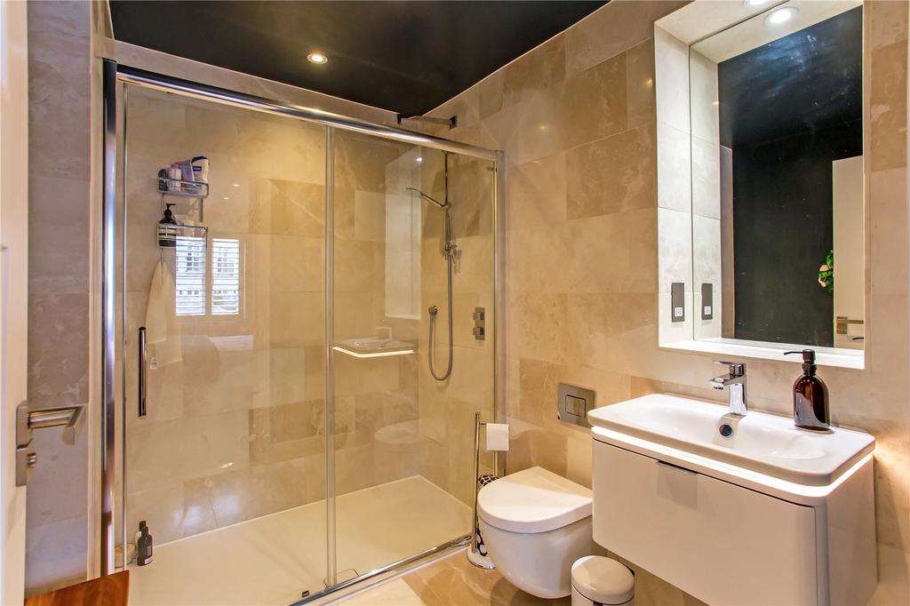 En Suite Shower Room