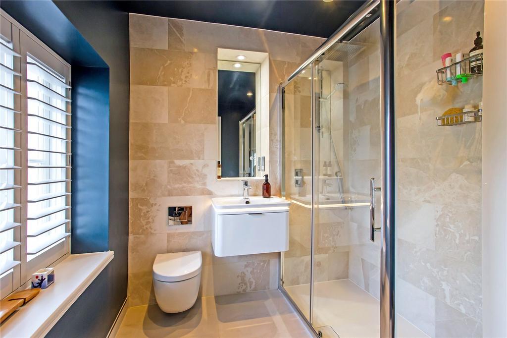 En Suite Shower Room