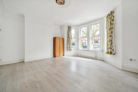 19a Inchmery Road, London, SE6 2NA