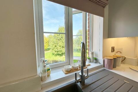 2 bedroom detached house for sale, The Marish, Chase Meadow, Warwick
