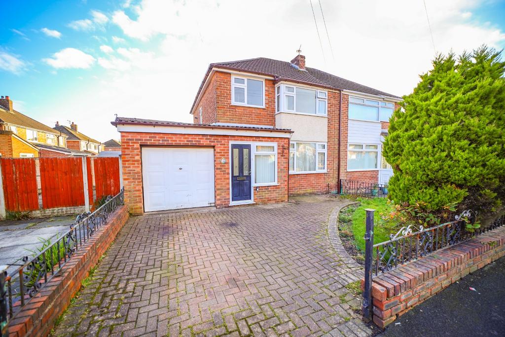 Loweswater Crescent, Haydock, St.... 3 bed semidetached house for sale
