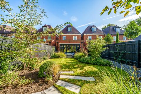 undefined, Broadoaks Park Road, West Byfleet, KT14