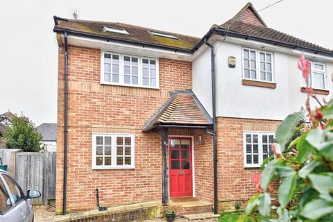 5 bedroom semi-detached house to rent, Belle Vue Road, Henley-On-Thames