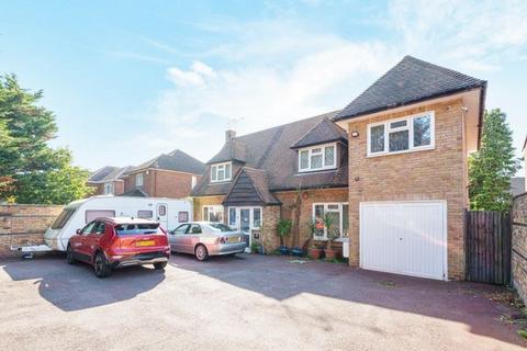 4 bedroom detached house for sale, Albert Street, Slough, Berkshire, SL1