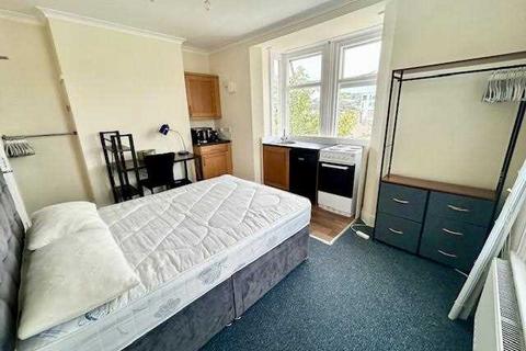 undefined, Bear Road, Room 4, Brighton
