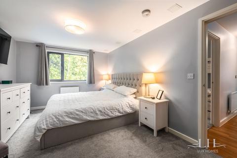 32, Wilkinson Court Rollason Way, Brentwood, CM14 4EU