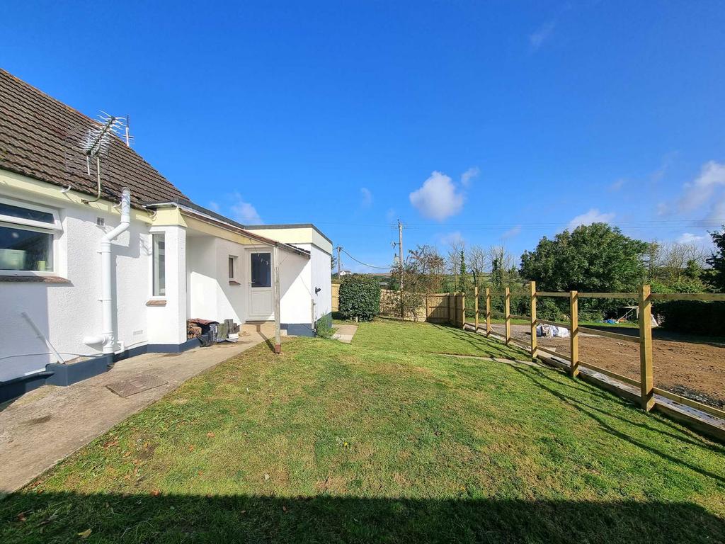 Abbotsham 4 bed detached house for sale £475,000