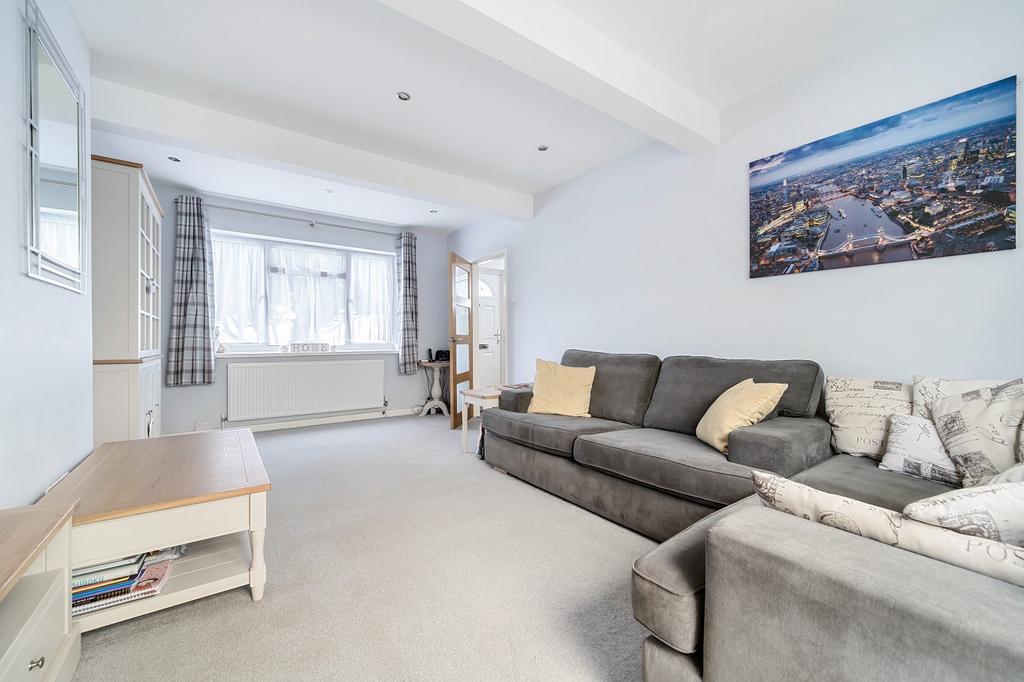Brook Road, Merstham, Redhill, Surrey. RH1 3 bed semidetached house