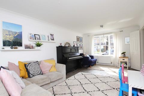 25 Acorn Close, Miskin, Pontyclun, CF72 8SQ