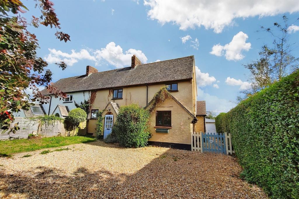 Winterborne Kingston 3 bed semidetached house for sale £400,000