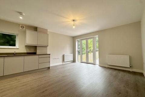 undefined, Brighton Road, Hooley, CR5