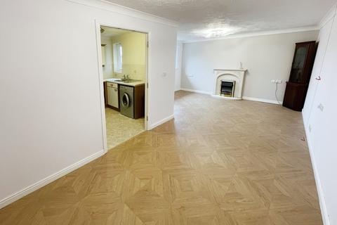 1 bedroom retirement property for sale, Mallard Court, Long Lane, Upton, Chester, CH2