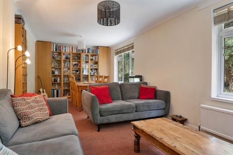 6 Foxcovert Road, Werrington, Peterborough, PE4 6RF