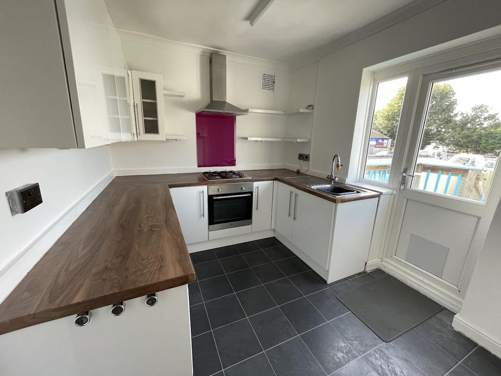 Kitchen 1
