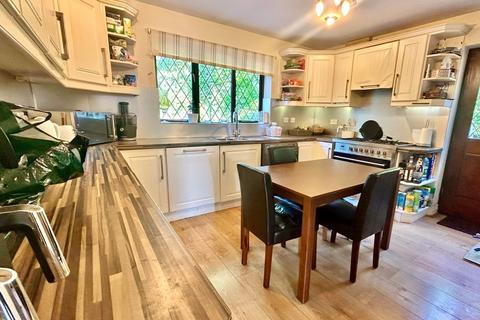 4 bedroom detached house for sale, Norton Lane, Tidbury Green