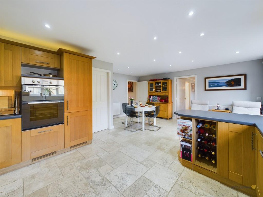 Forest School Street, RollestononDove 5 bed detached house for sale