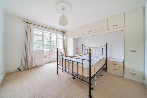 44 Ealing Village, London, W5 2LZ