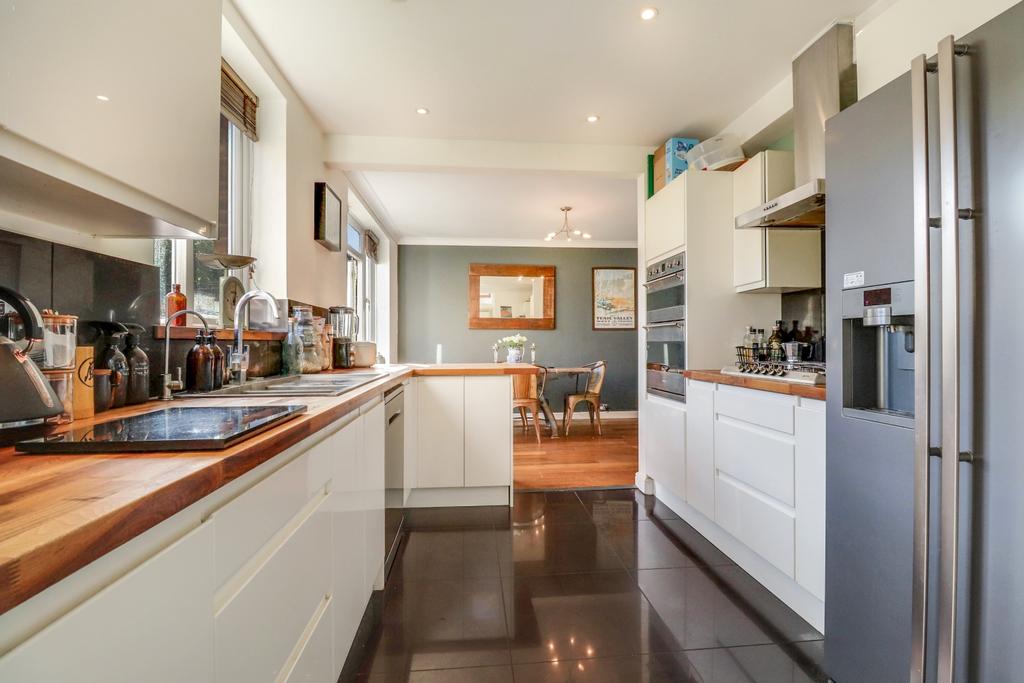 Kitchen 1