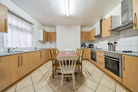 71 Warwick Way, London, SW1V 1QR
