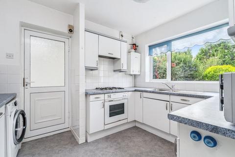 12 Scott Close, Farnham Common, Slough, SL2 3HT